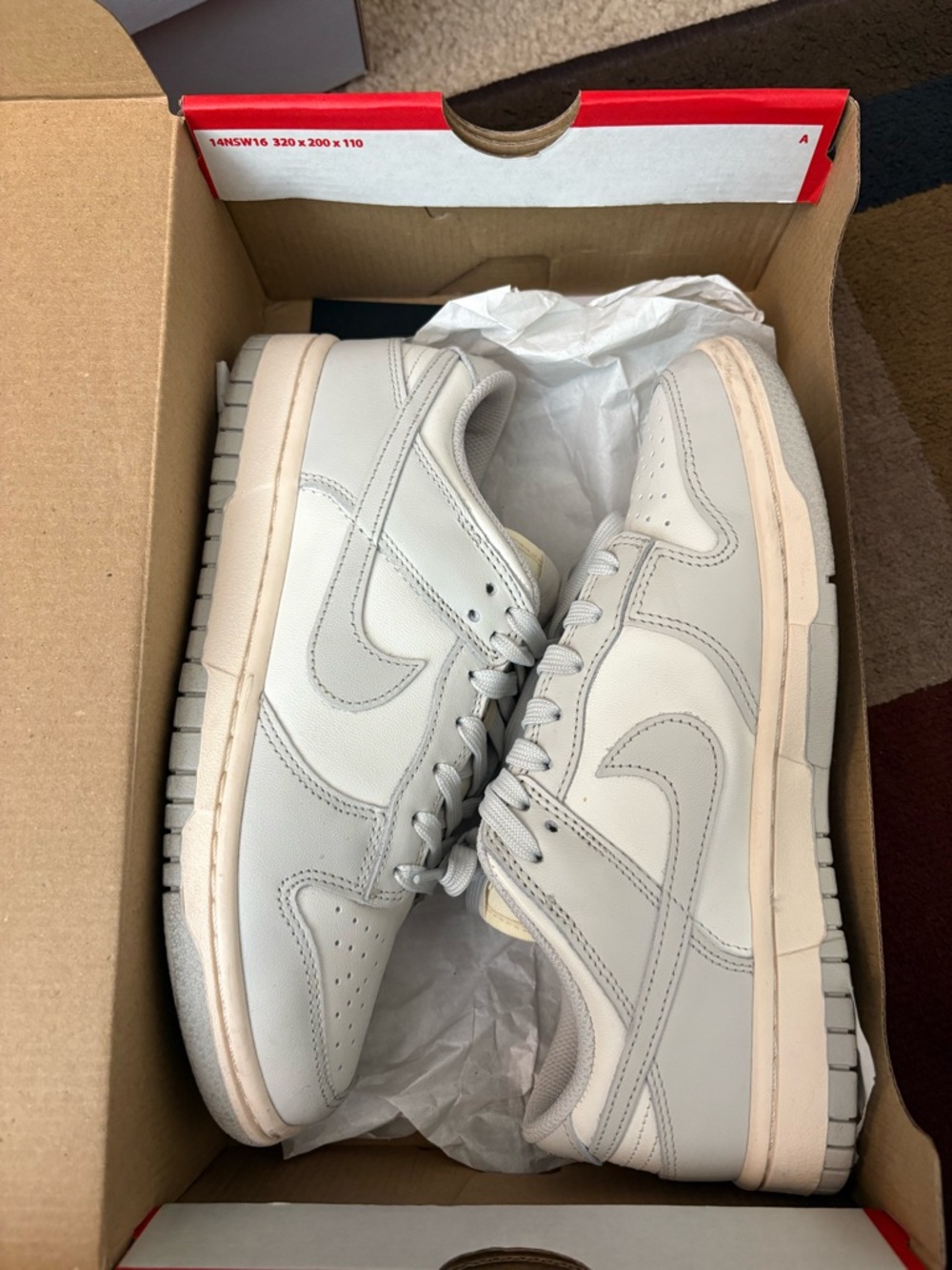 Nike dunks bone size 7.5 women